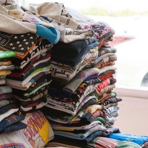 SURPRISE VINTAGE TEE